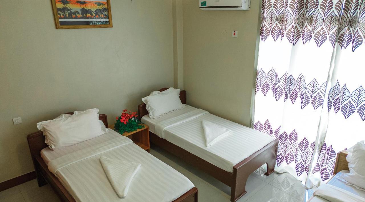Runako Lodge Arusha Esterno foto